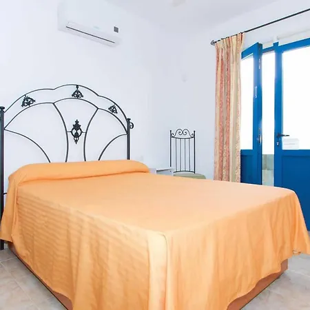 Playa Blanca Sleeps 6 Air Con Wifi *